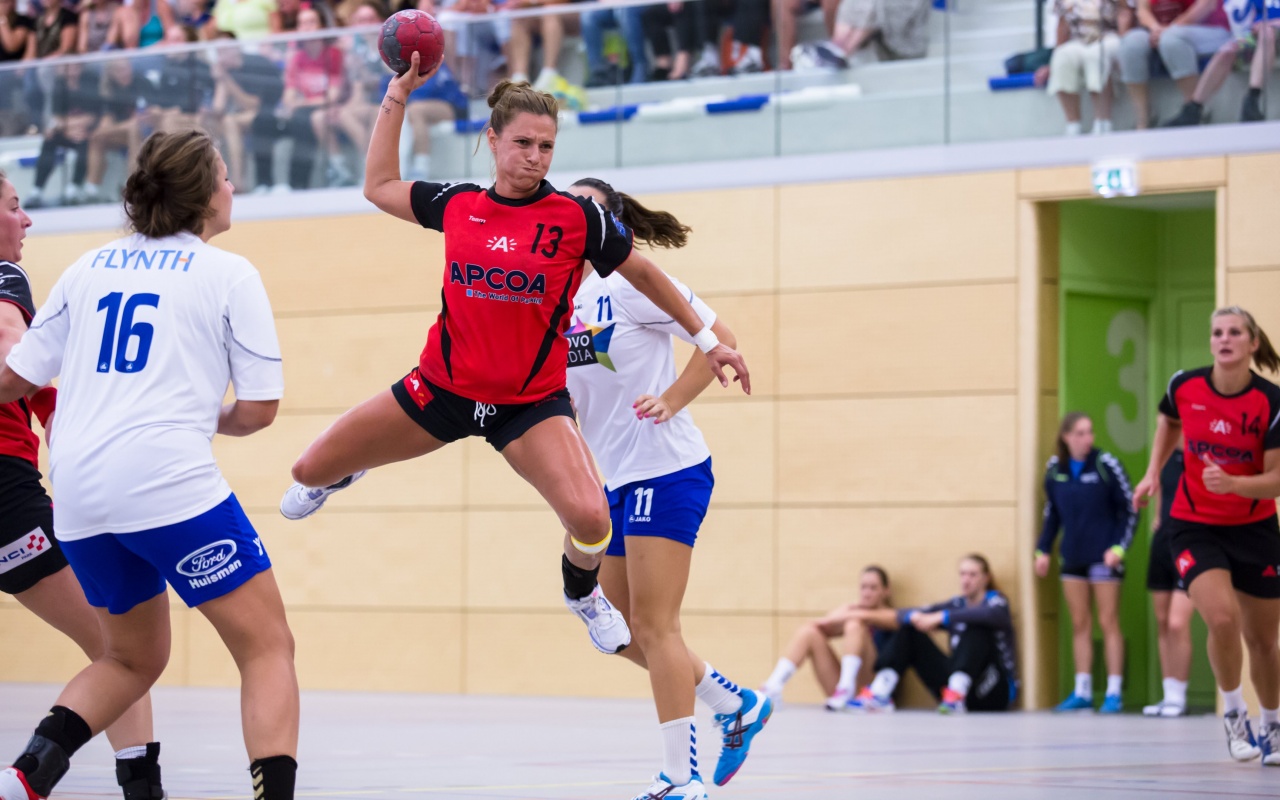 Handball Attack Scene