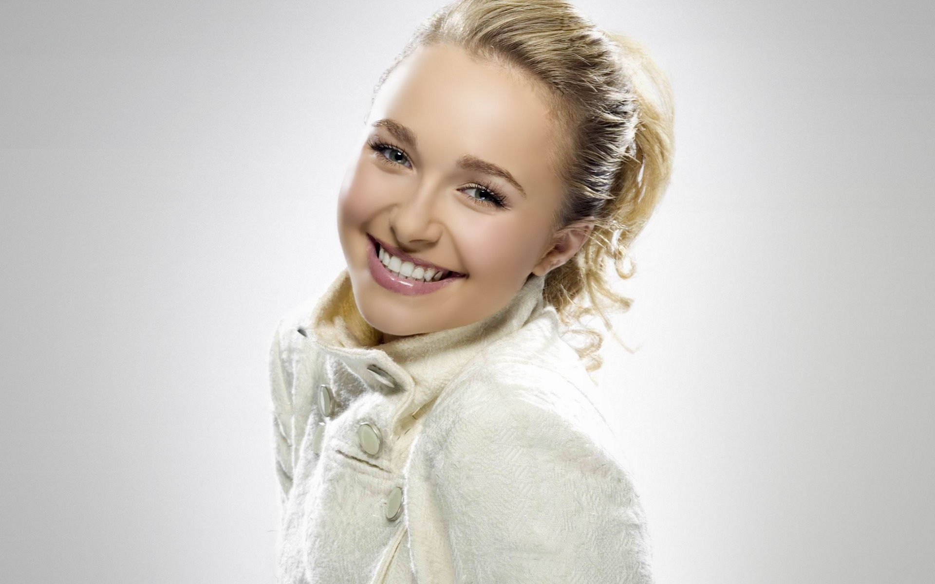 Hayden Panettiere Blonde Coat Smile Cute Hair