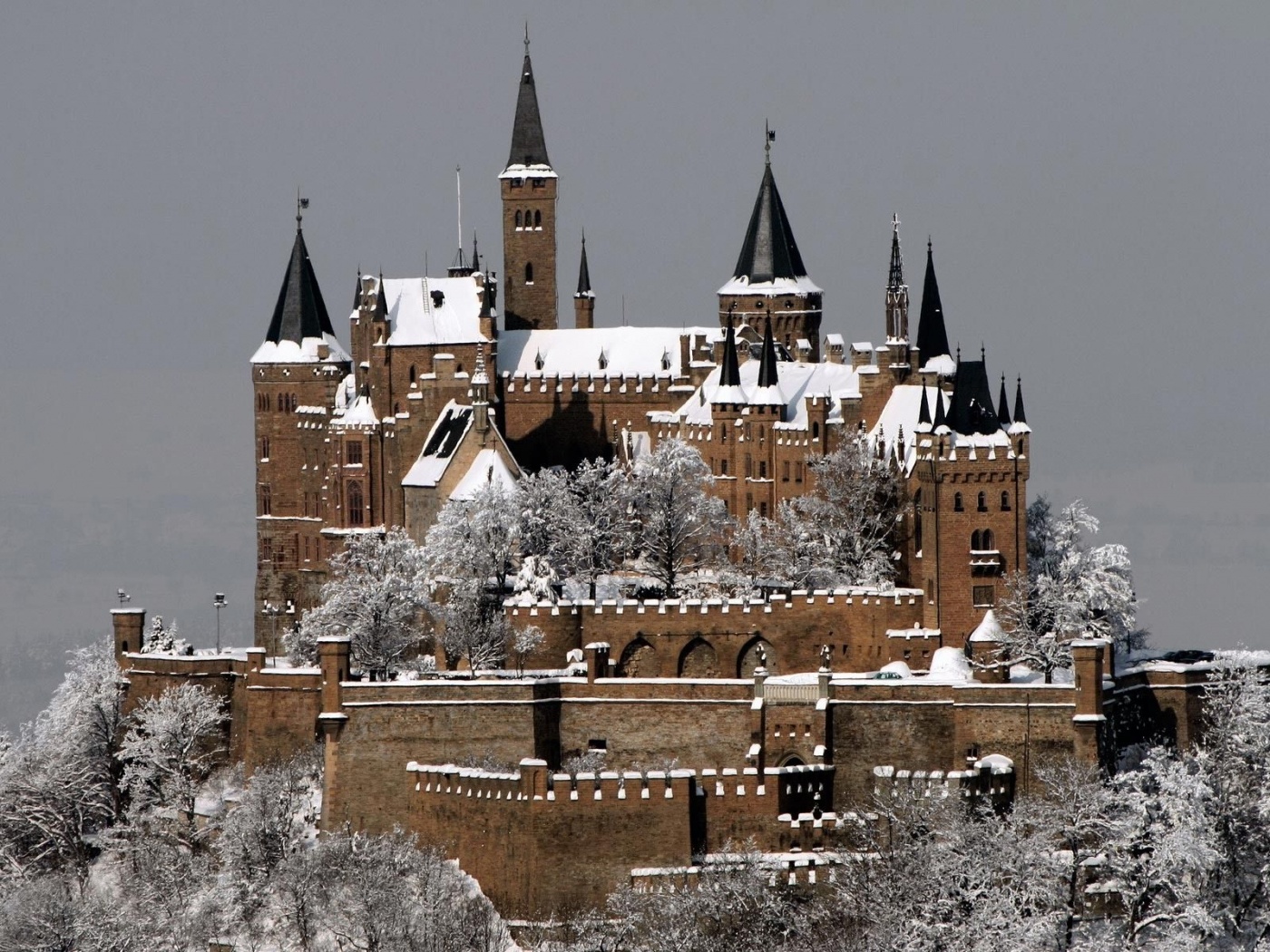 Hohenzollern Castle Screen