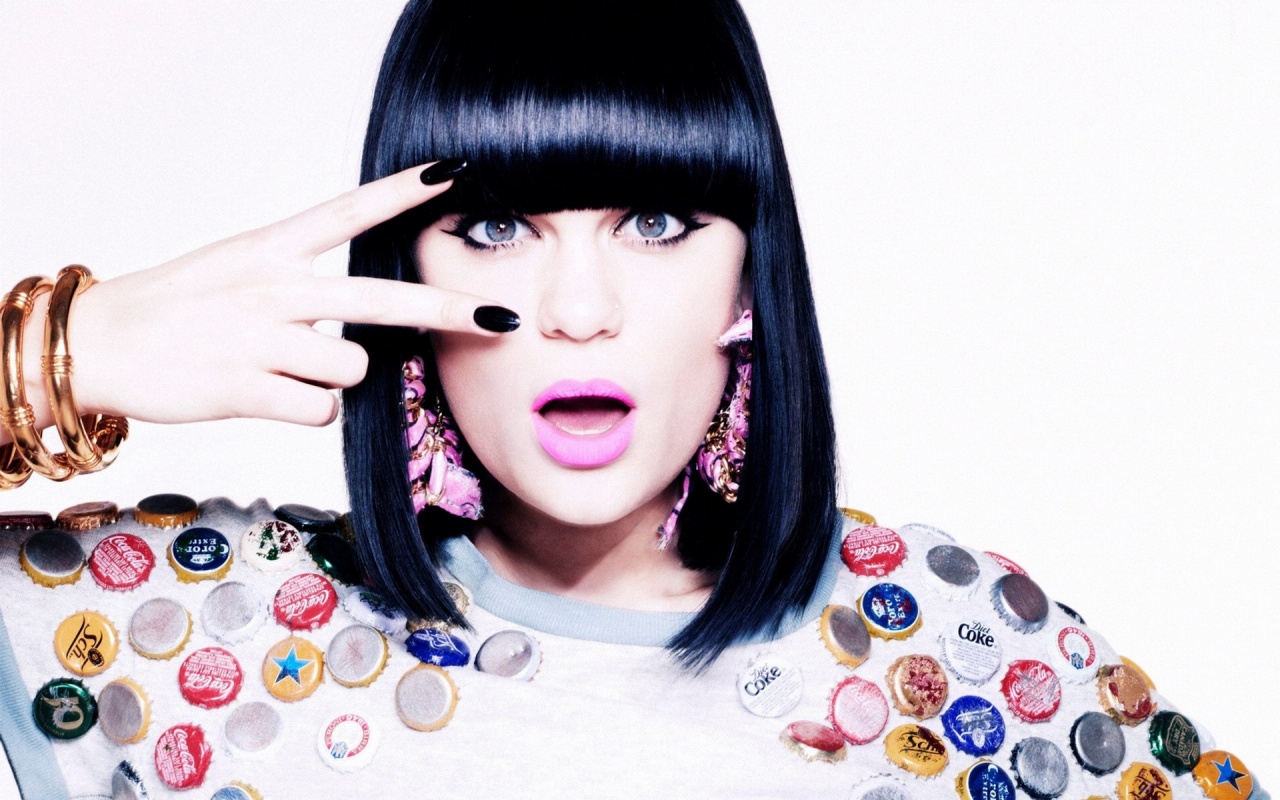 Jessie J x