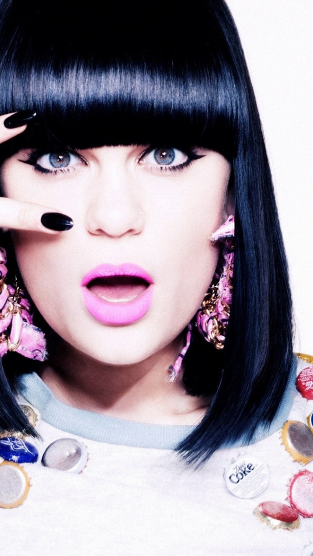 Jessie J x