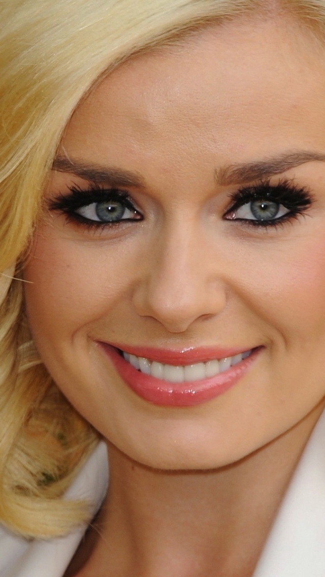 Katherine Jenkins Gray Eyes Make Up Smile Jewelry Charming