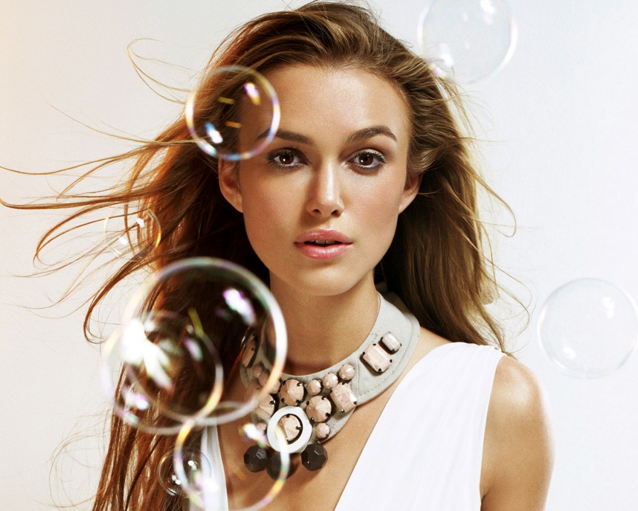 Keira Knightley Brunette Face Bubbles Decorations