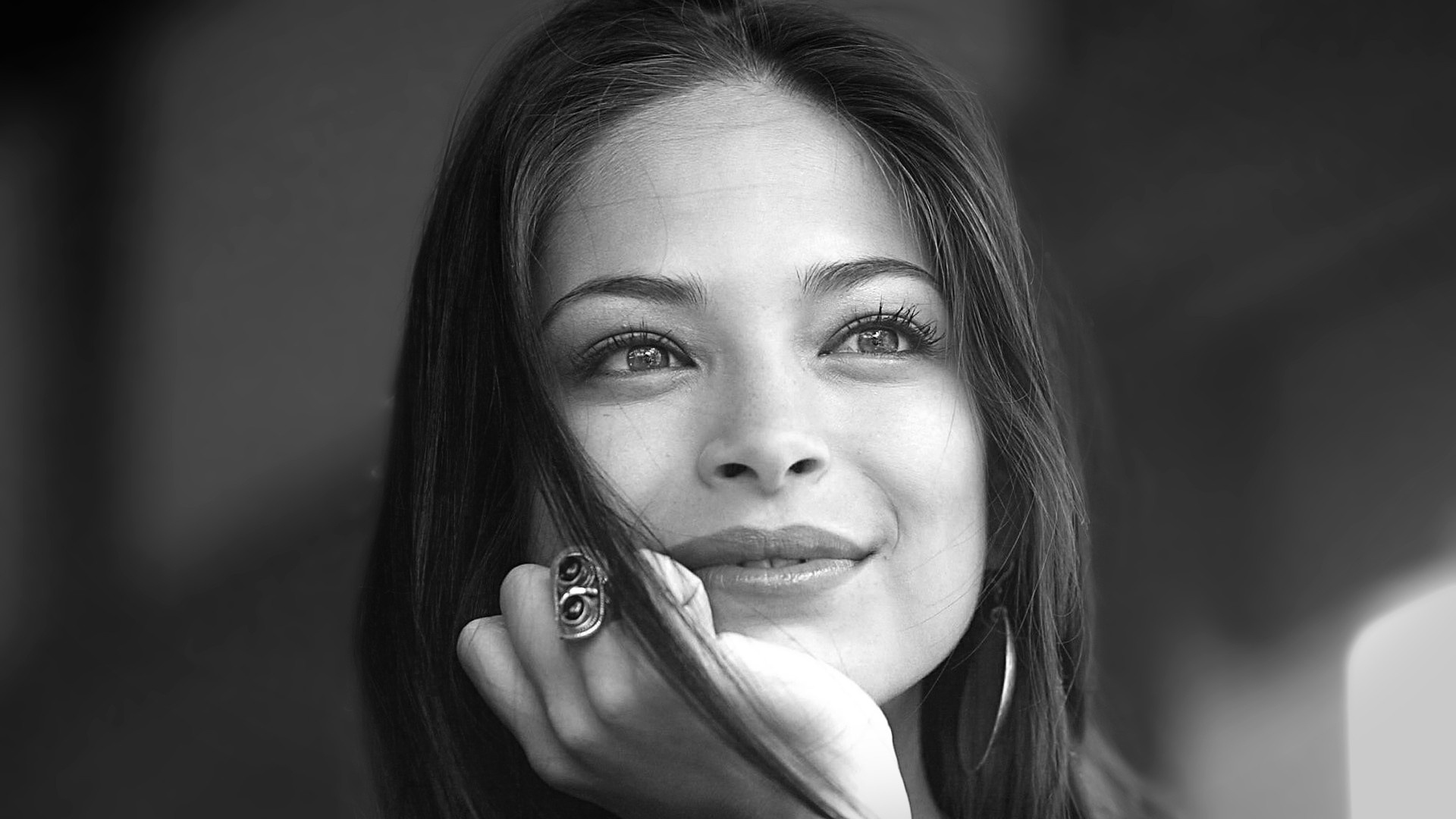 Kristin Kreuk Brunette Look Model Smile Black And White