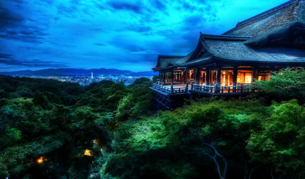 Kyoto-Kiyomizu Dera Buddhist Temple