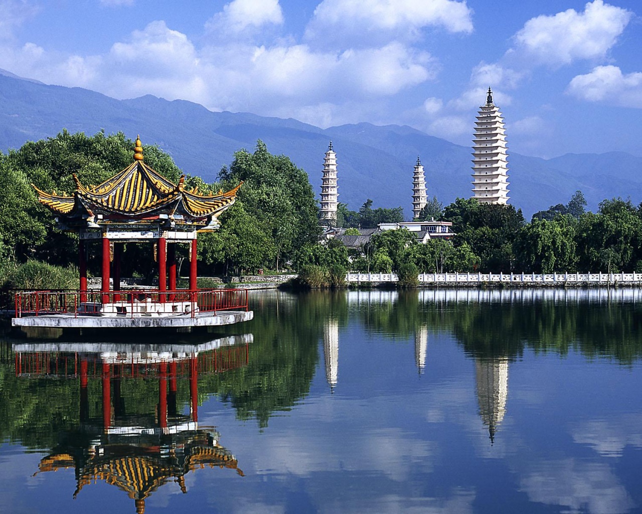 Lake Foothills China Nature Landscapes