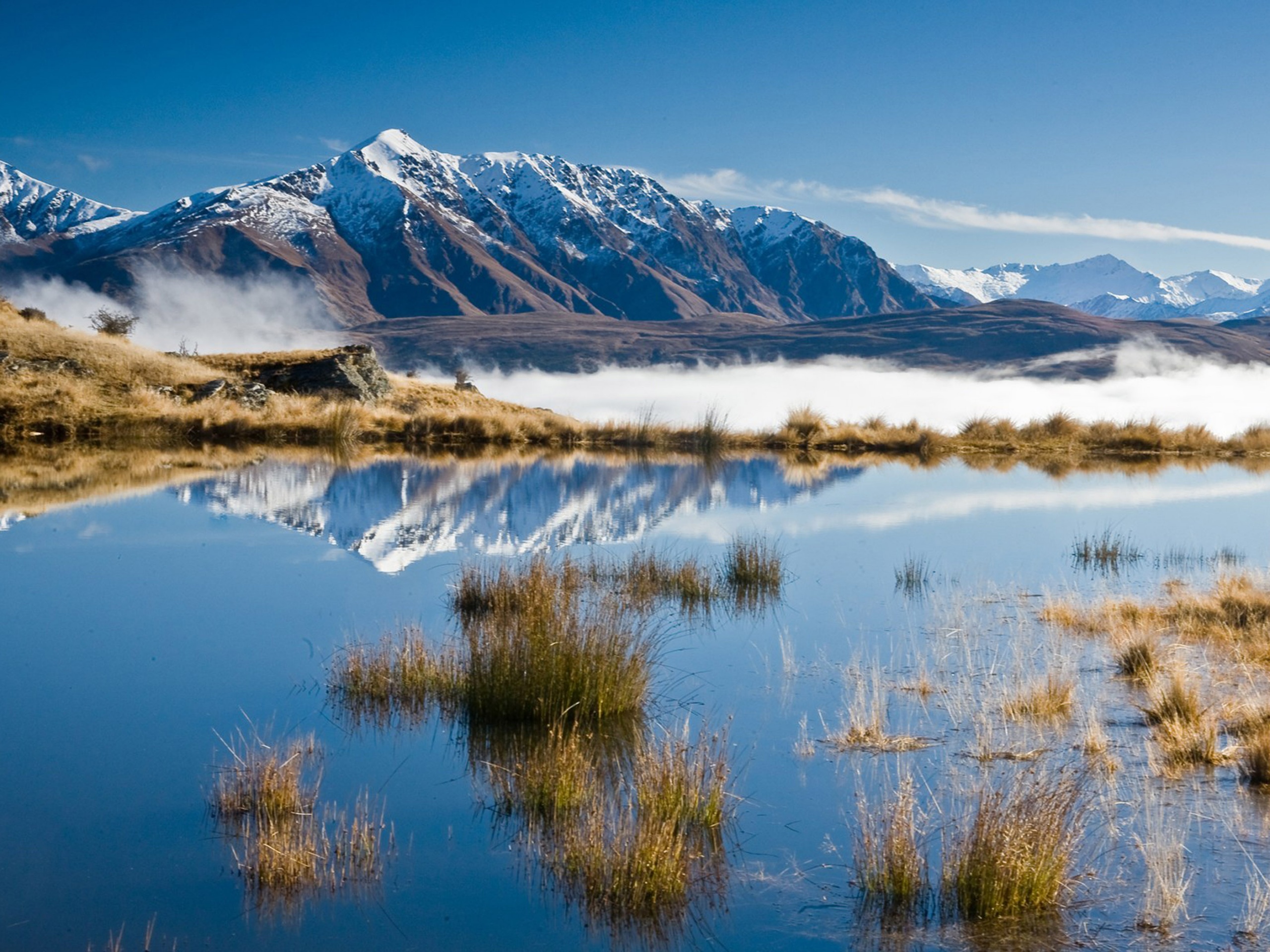 Lake In The Cloudsqueenstown New Zealand