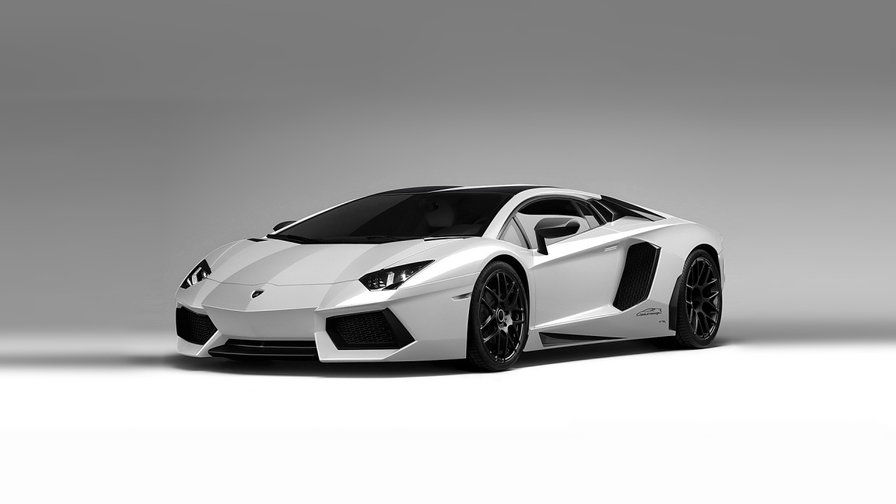 Lamborghini Aventador White