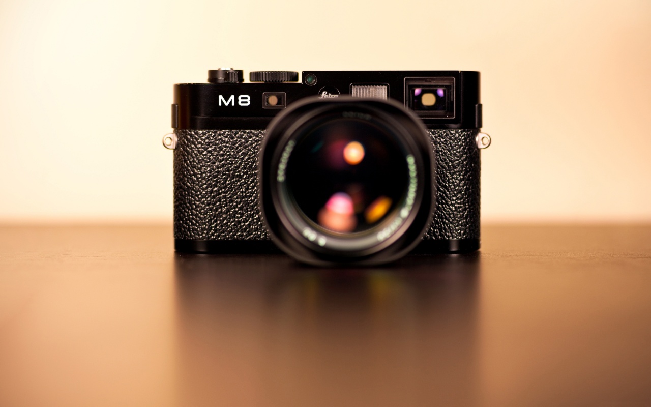 Leica M8 - Digital Camera