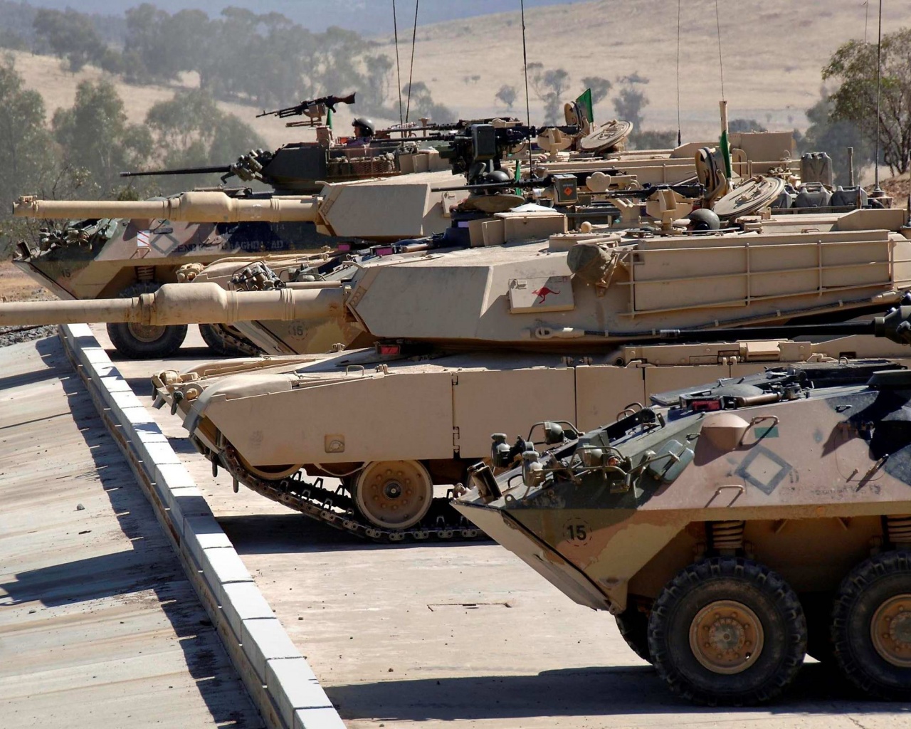 M1a1 Main Battle Tanks