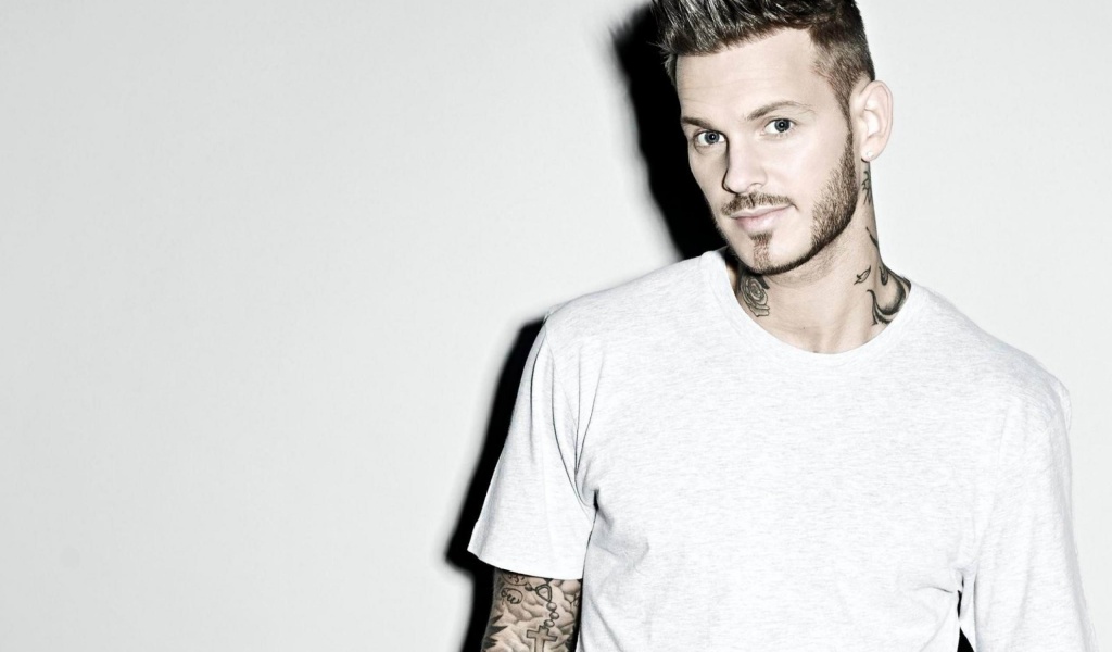 Matt Pokora Singer