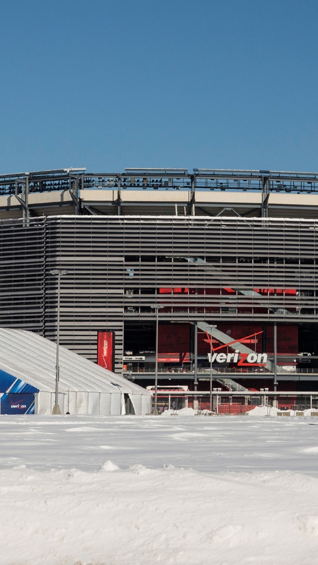 MetLife Stadium Snow-Super Bowl 2014