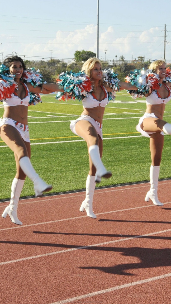 Miami Dolphins American Football Cheerleaders