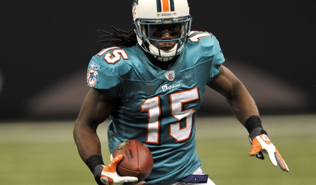 Miami Dolphins American Football Davone Bess