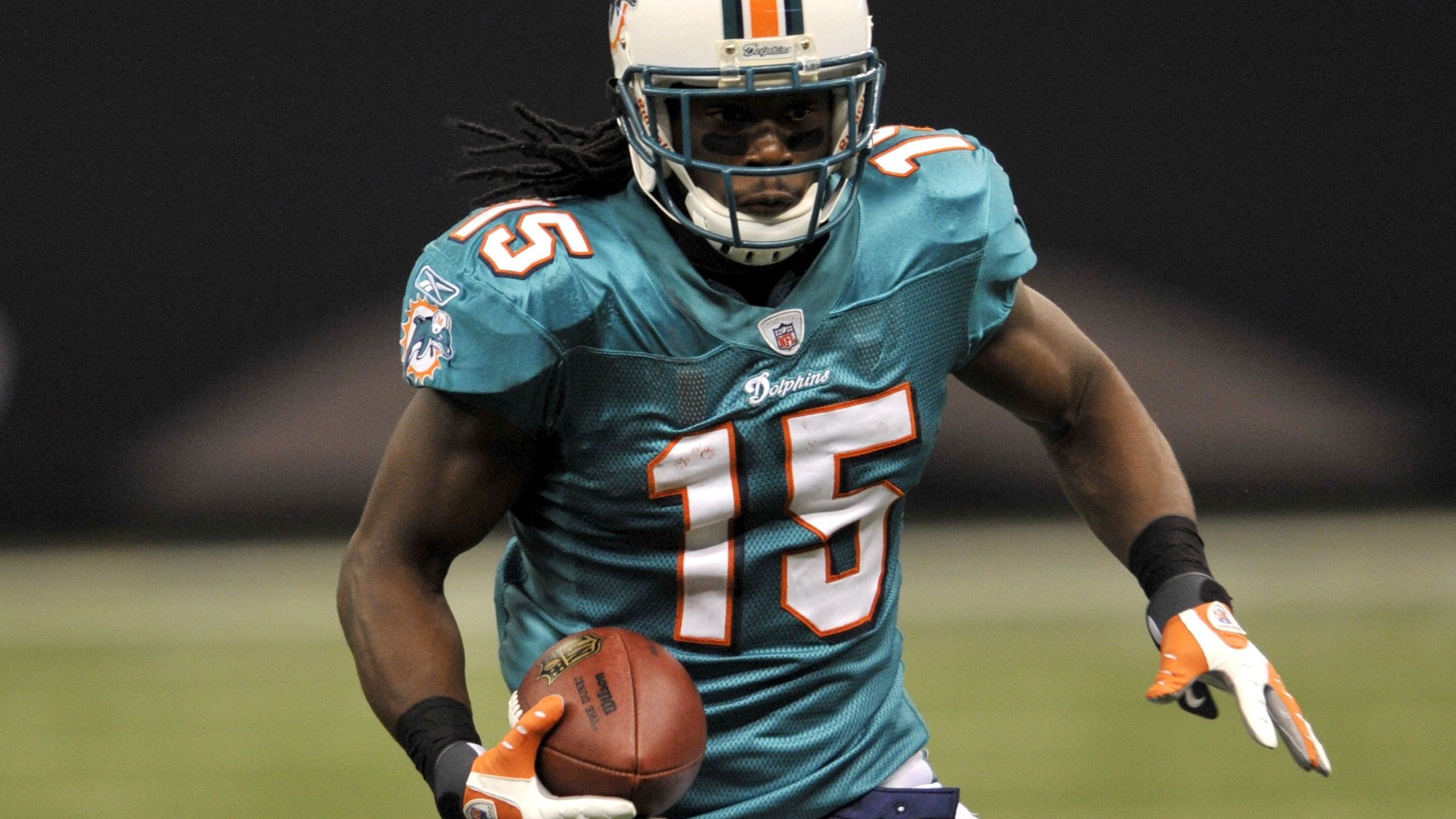 Miami Dolphins American Football Davone Bess