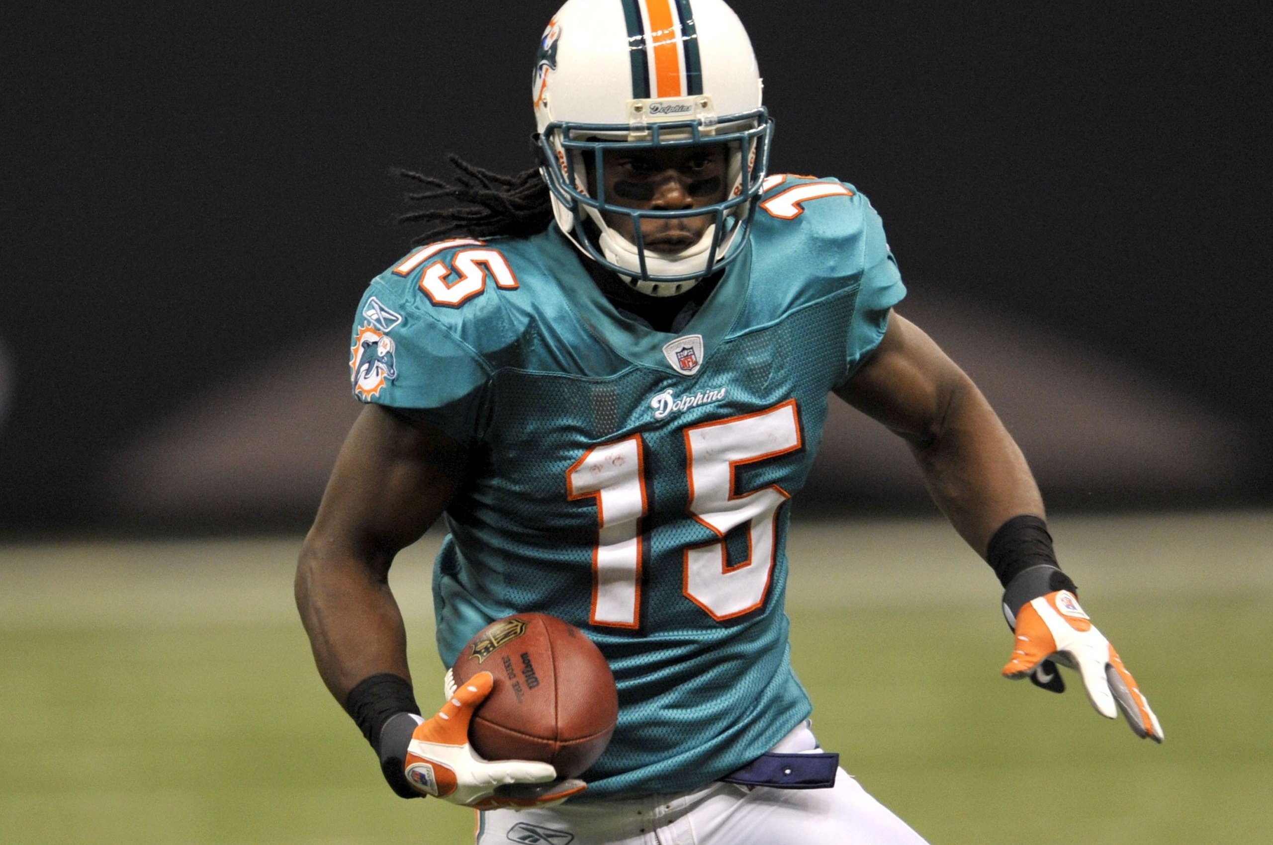 Miami Dolphins American Football Davone Bess