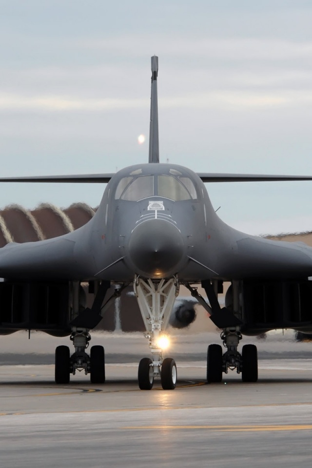 Military Bomber B1 Lancer