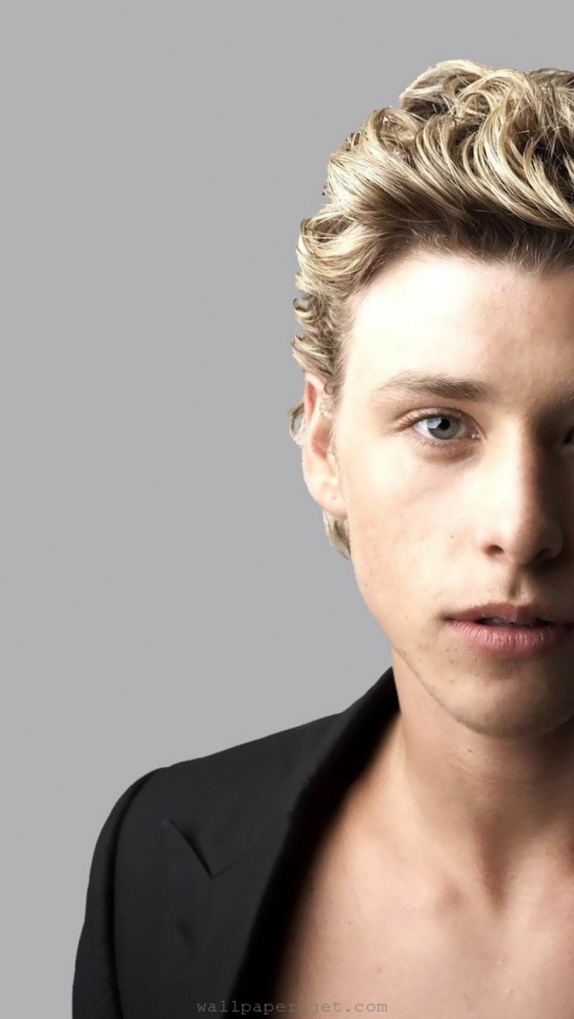 Mitch Hewer Golden Hair Clear Gray Blue Eyes Britain Actor Niche