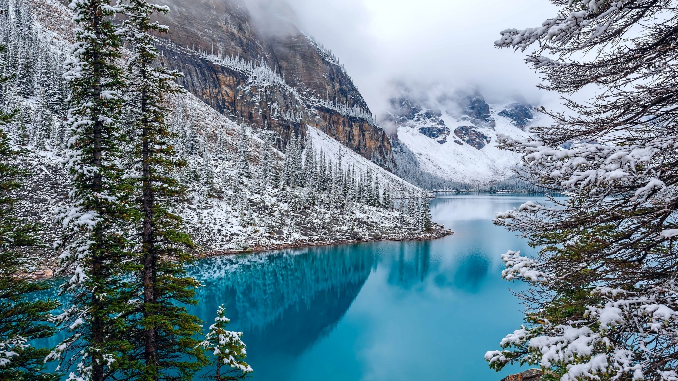 Moraine Lake - Alberta Canada