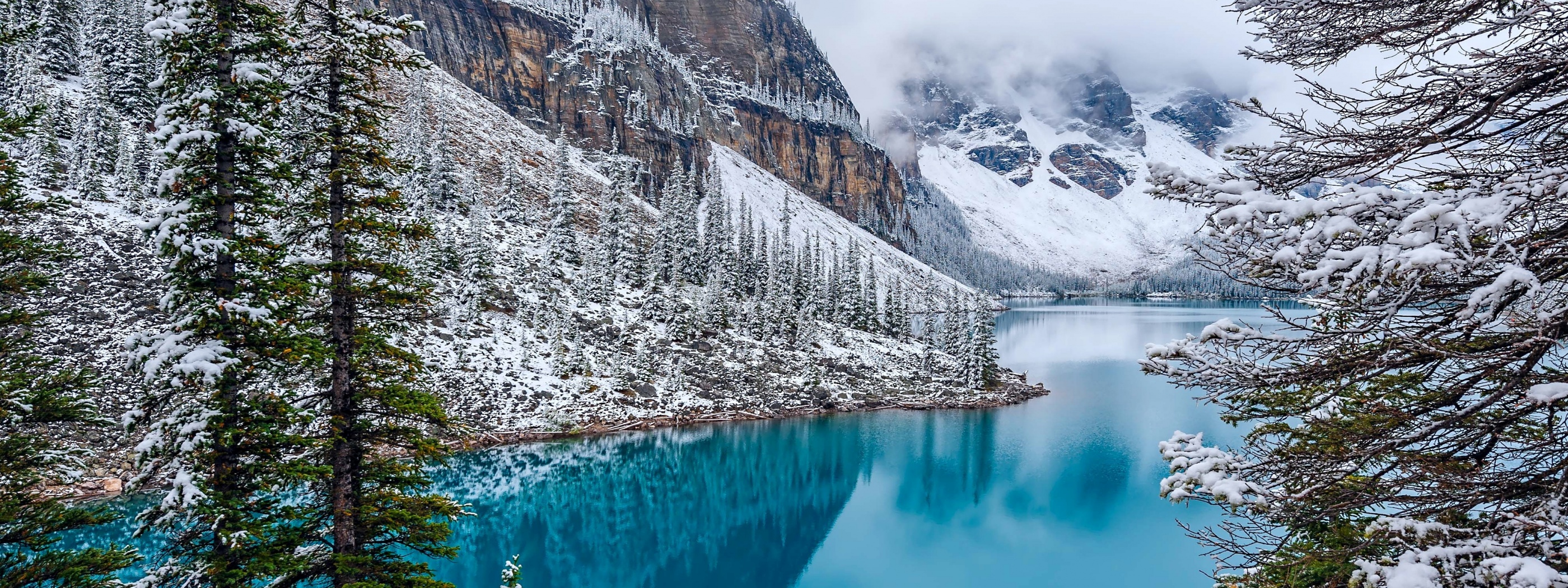 Moraine Lake - Alberta Canada