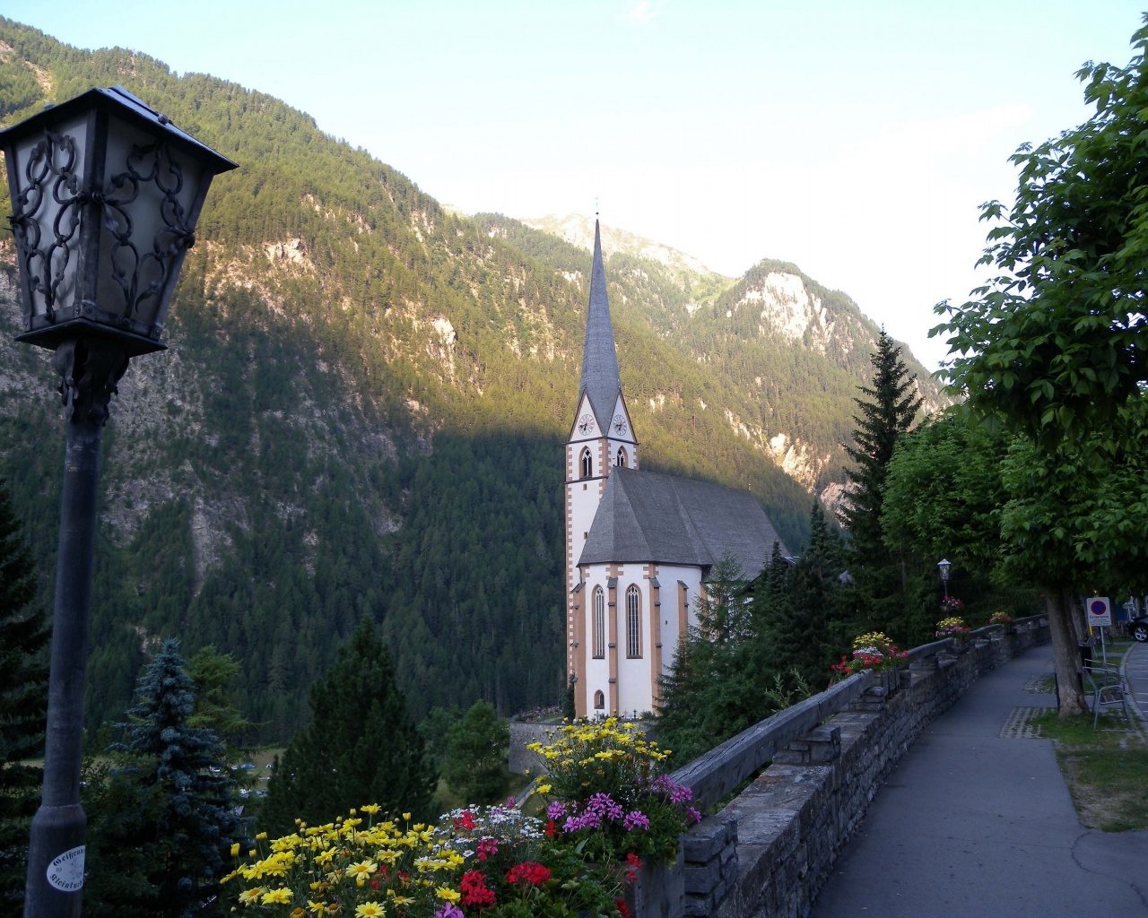 Morning Promenade Heiligenblut Heiligenblut Carinthia Austria