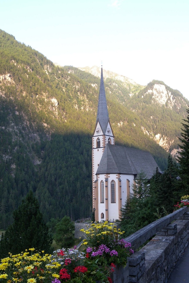 Morning Promenade Heiligenblut Heiligenblut Carinthia Austria