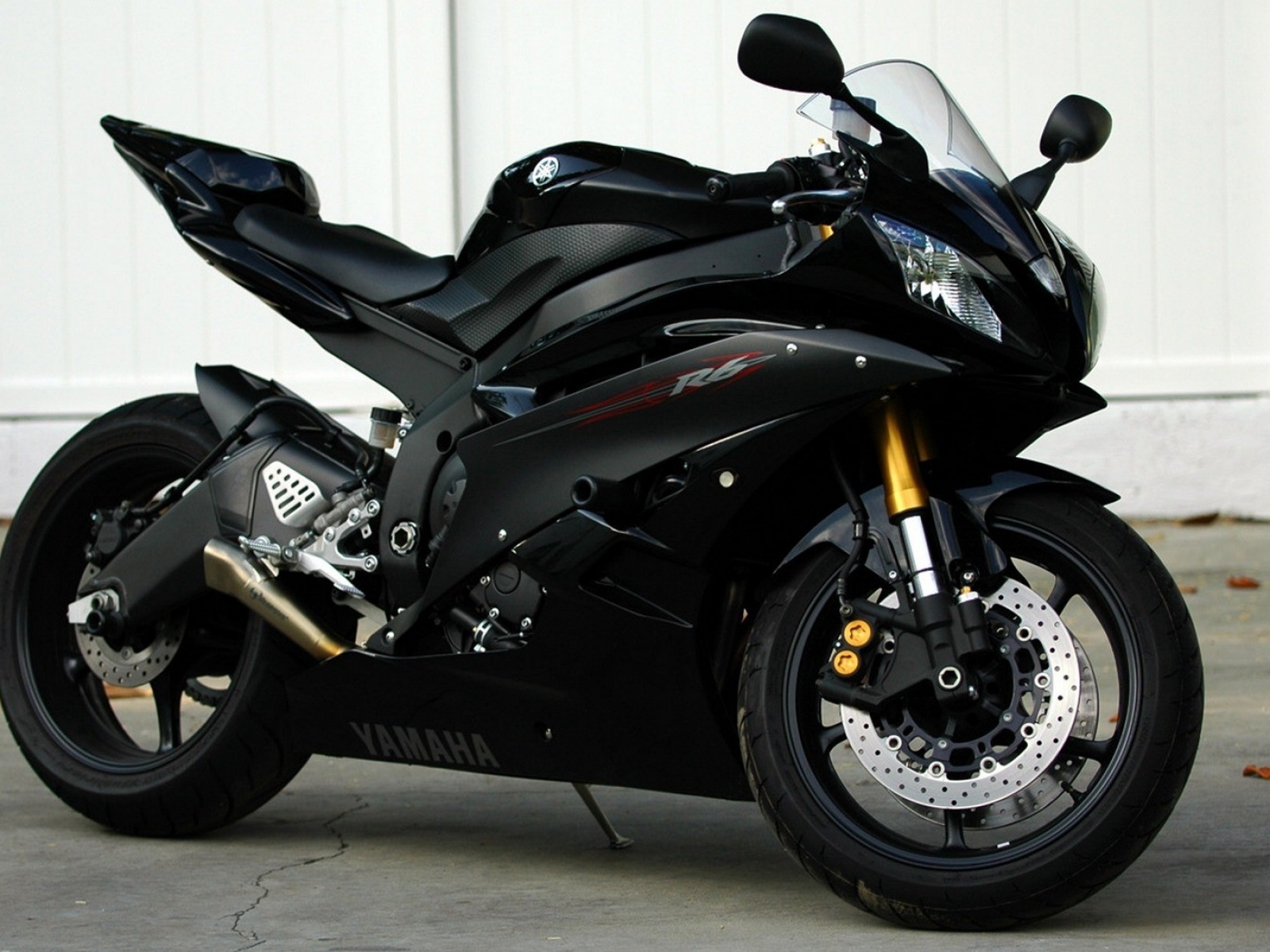 Motorbikes Yamaha R6