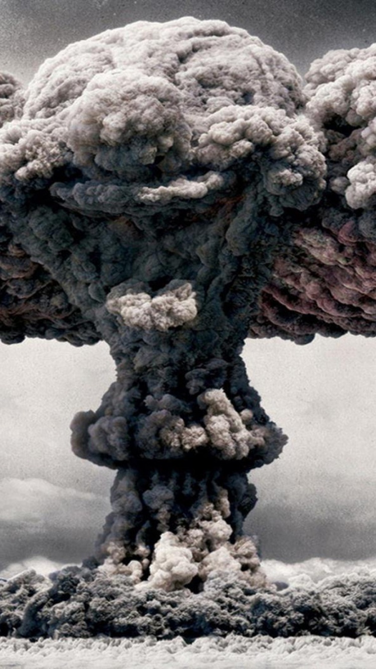 Mushroom Cloud Nuclear Explosion