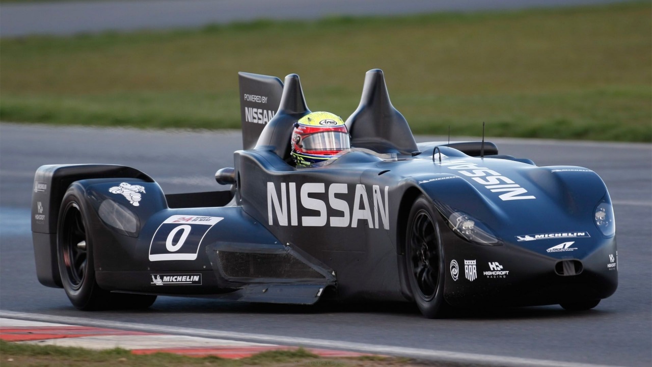 Nissan Deltawing Japan Brand Racing Black