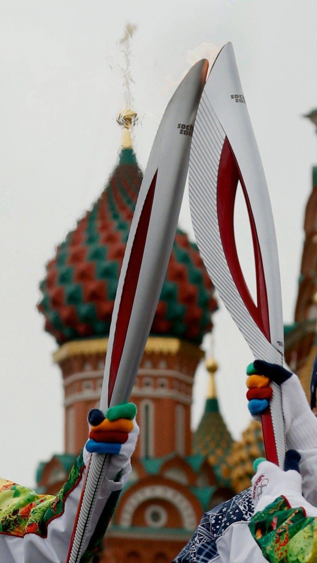 Olympic Flame On Red Square - Sochi