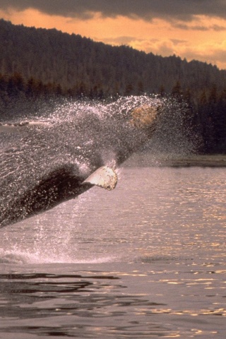 Overwater Jump Pair Sparks