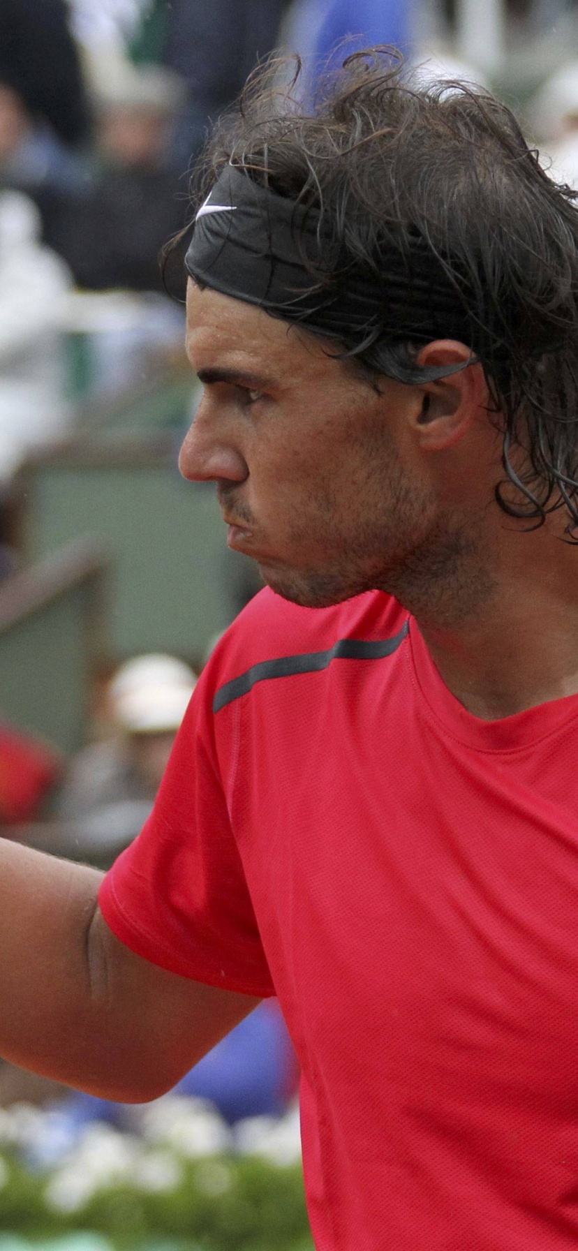 Rafael Nadal Gives Thumbs Up