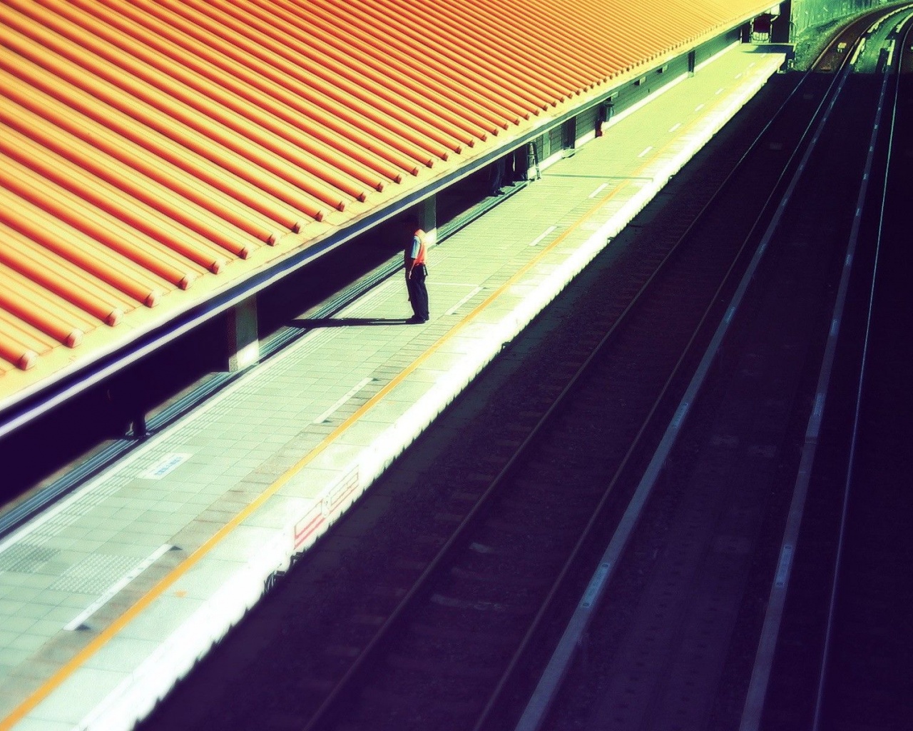 Railroad Platform Roof Man