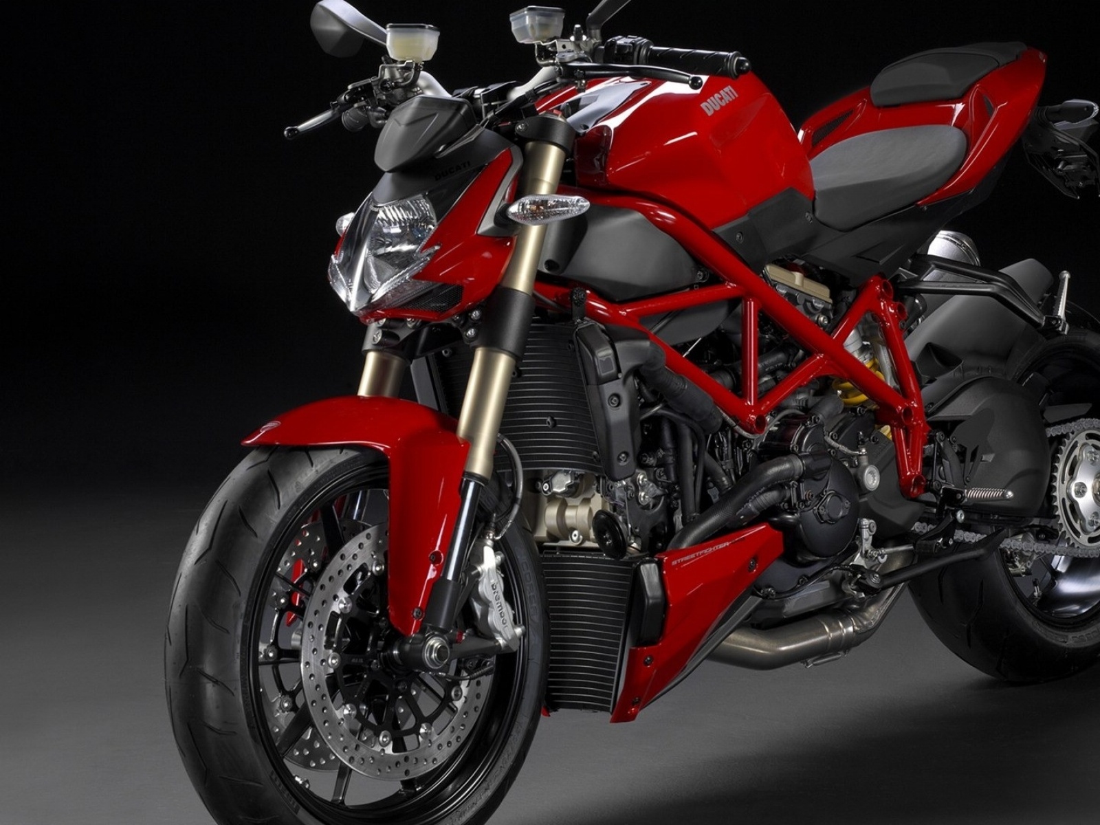 Red Front Motorbikes Ducati Streetfighter Angle