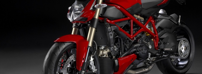 Red Front Motorbikes Ducati Streetfighter Angle