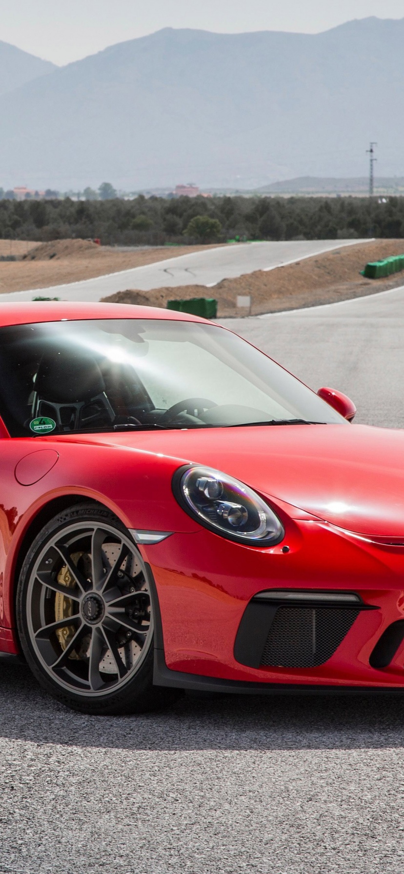 Red Porsche 911 GT3