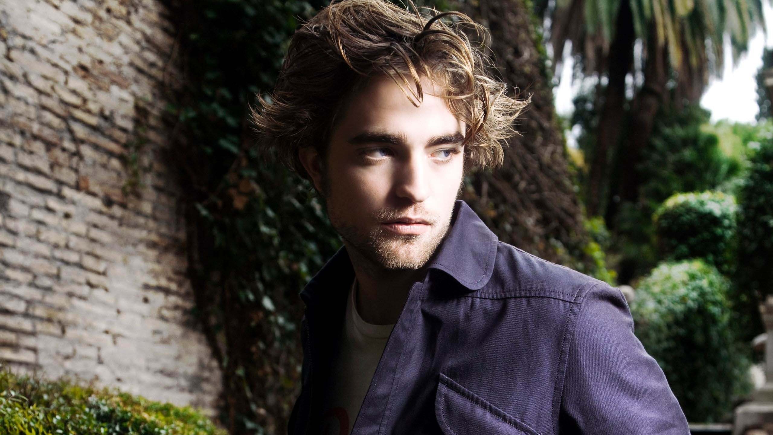 Robert Pattinson Long Hair