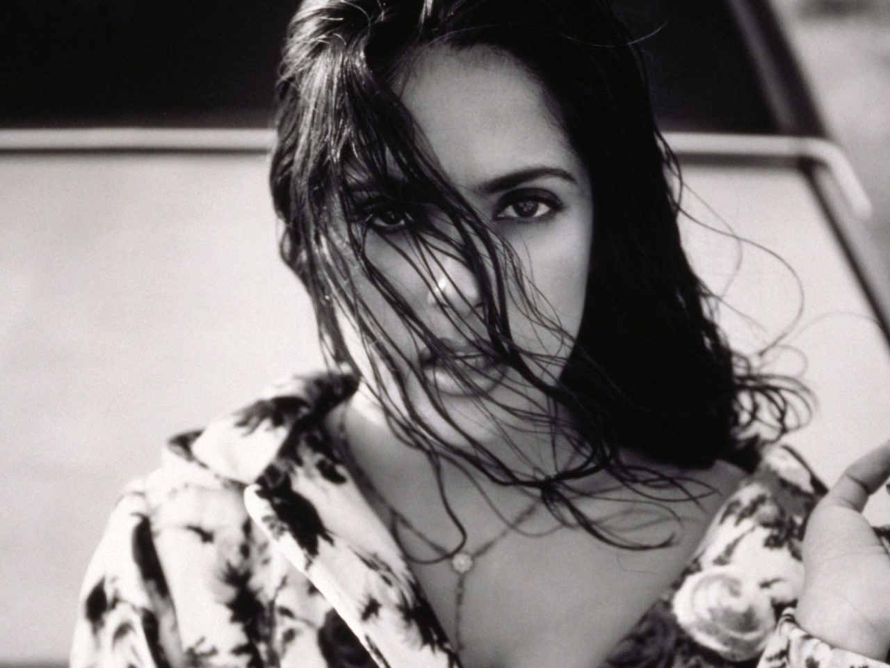 Salma Hayek Brunette Make Upwind Hair Coat Black And White