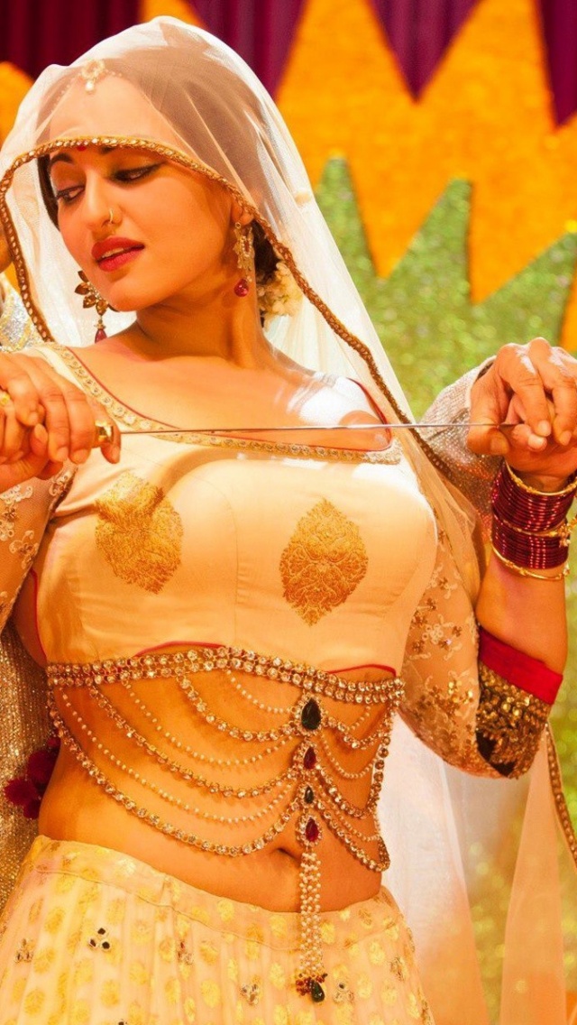 Salman Sonakshi Sinha In Dabangg