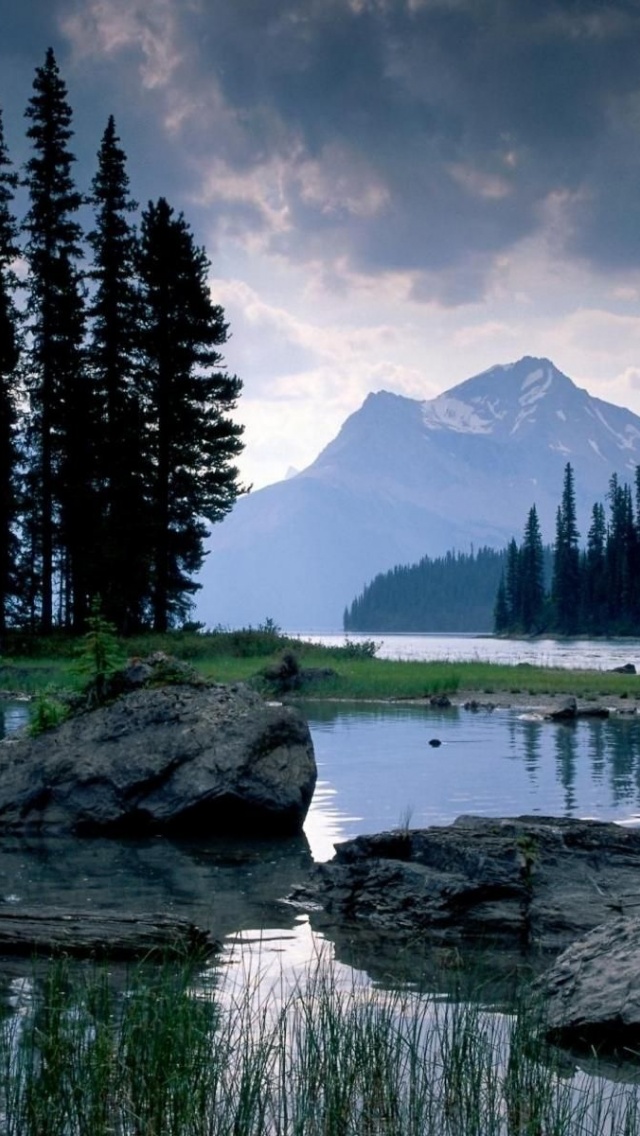 Spirit Island Maligne Lake Jasper National Park Canadian Rockies Scenery Nature