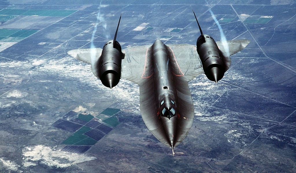 Sr 71 Blackbird Flying Clouds