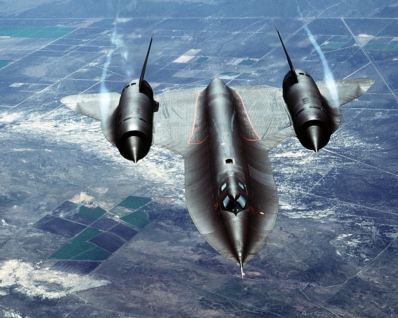 Sr 71 Blackbird Flying Clouds