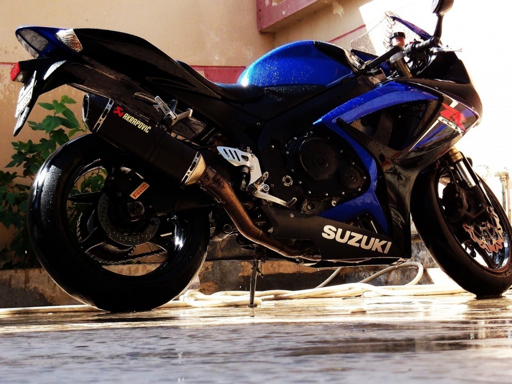 Suzuki Gsx R600