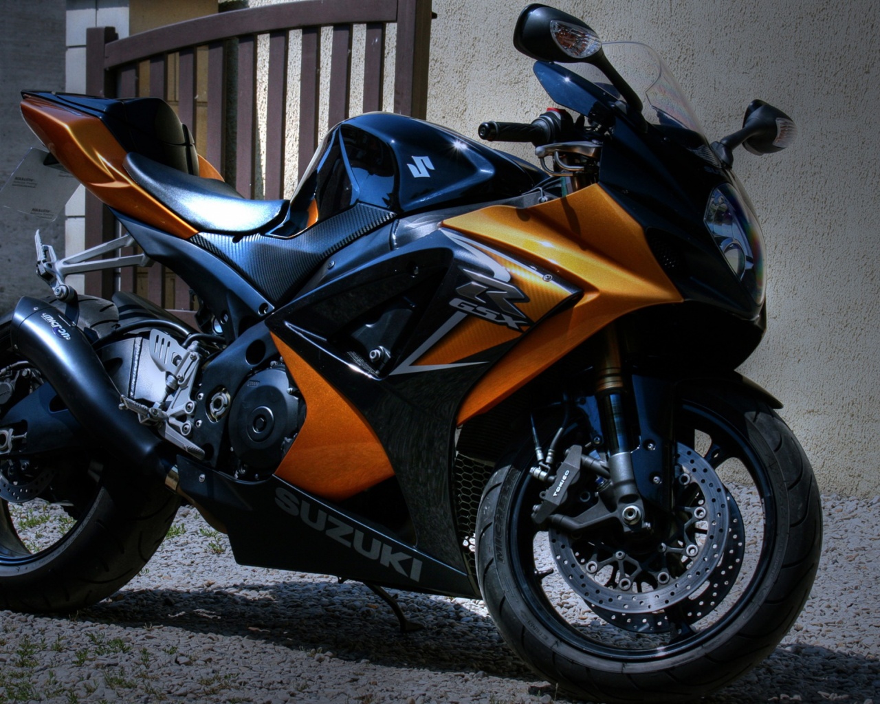 Suzuki GSXR 1100 Motorbike