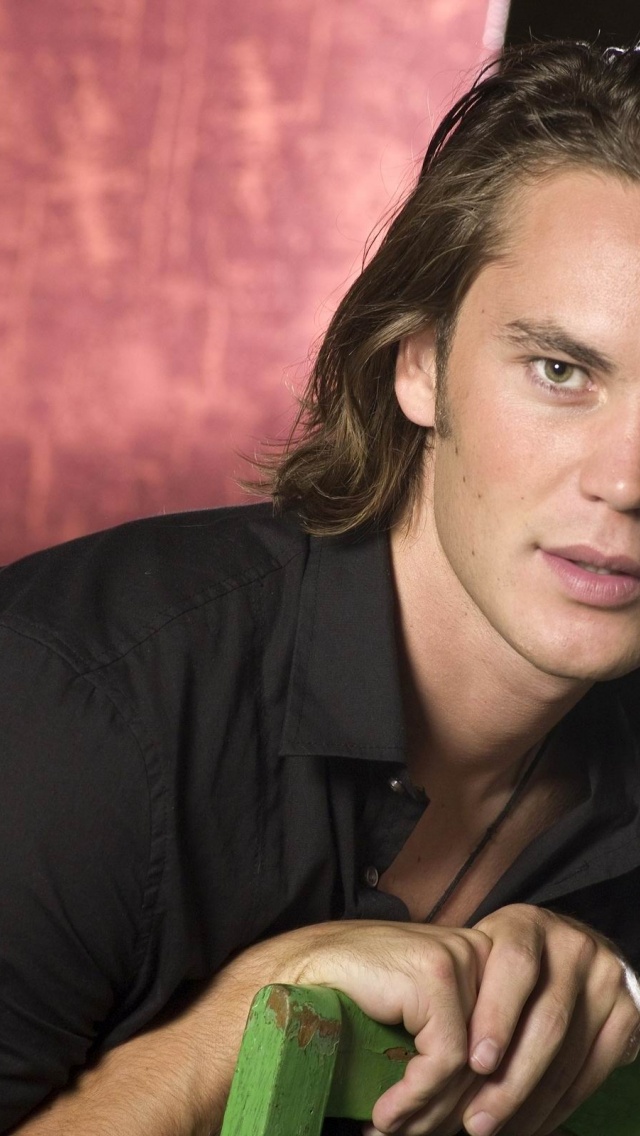 Taylor Kitsch Celebrities Wallpapers