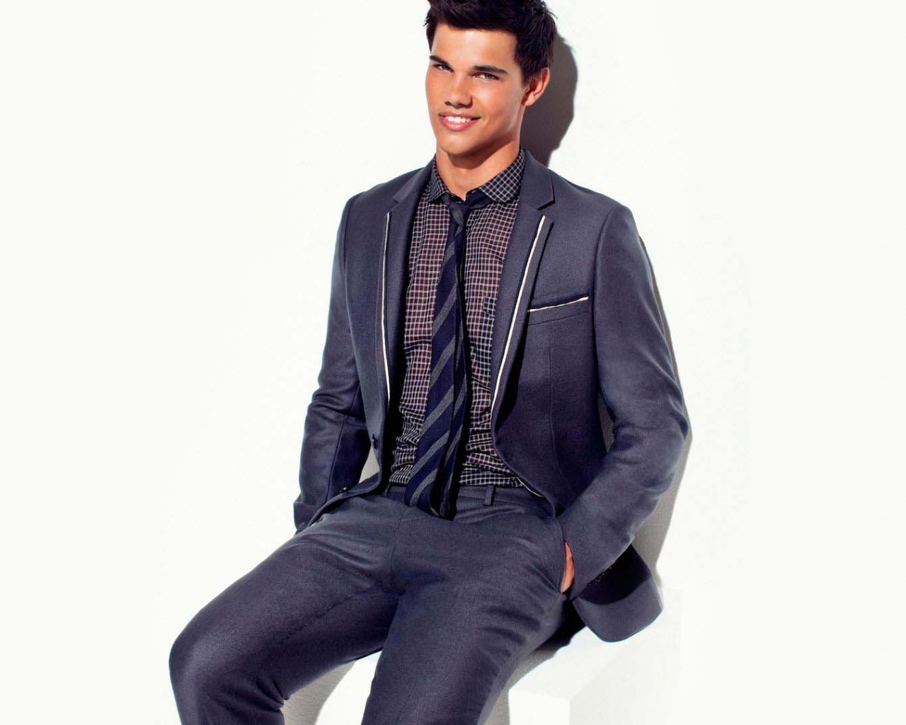 Taylor Lautner Male Celebrity