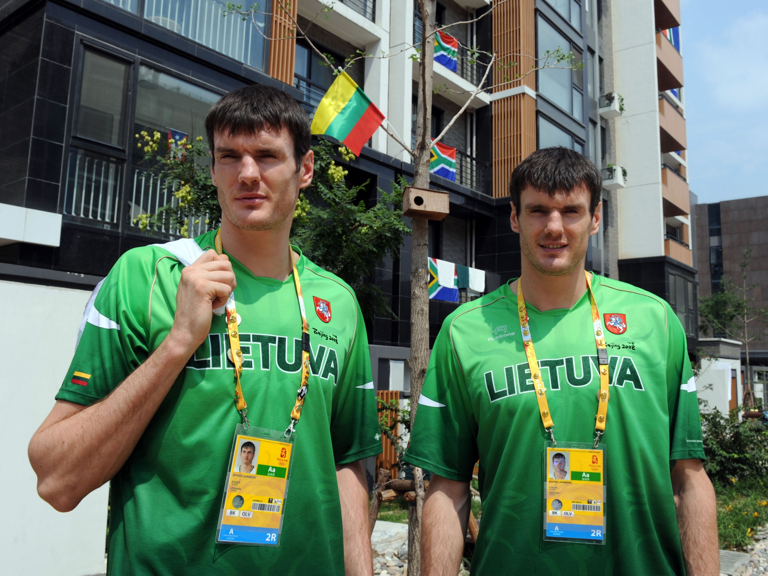 Twins Lavrinovic-Basketball Players