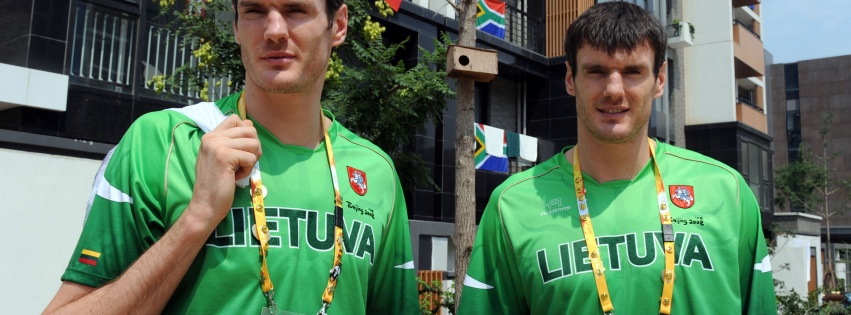 Twins Lavrinovic-Basketball Players