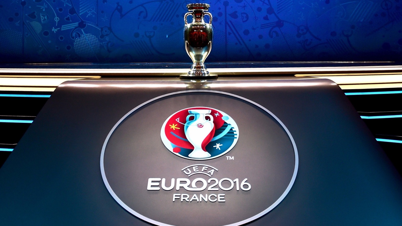 UEFA EURO 2016 Trophy