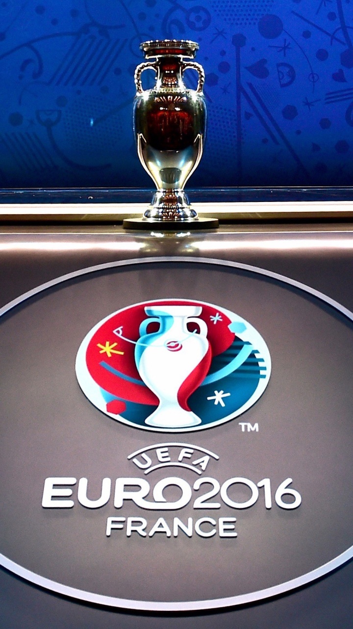 UEFA EURO 2016 Trophy